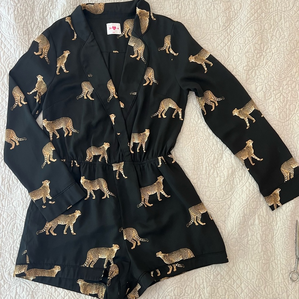 Buddy Love cheetah romper size M